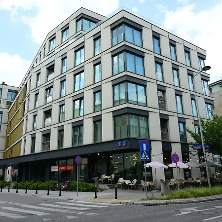 Powisle Deluxe With Parking