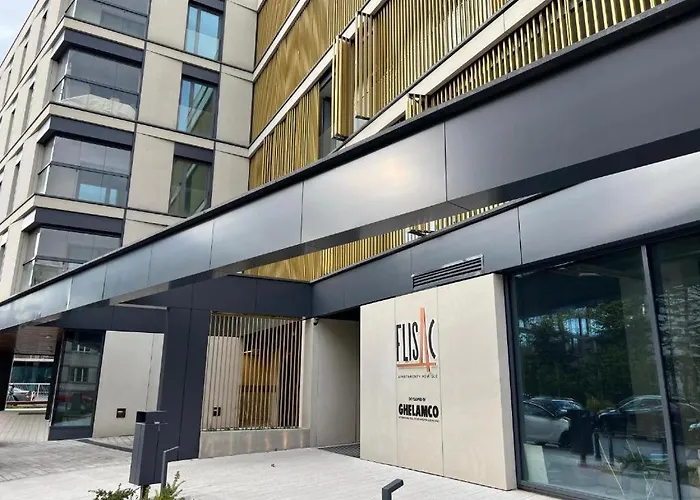 Powisle Deluxe With Parking Warsaw