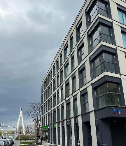 Apartment Powisle Deluxe With Parking Warsaw