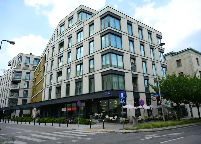 Powisle Deluxe With Parking